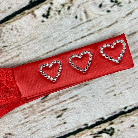 NWT XXL Crotchless Victoria’s Secret Heart Red Lace Panty Brazilian Panties Vamp - Picture 2 of 4